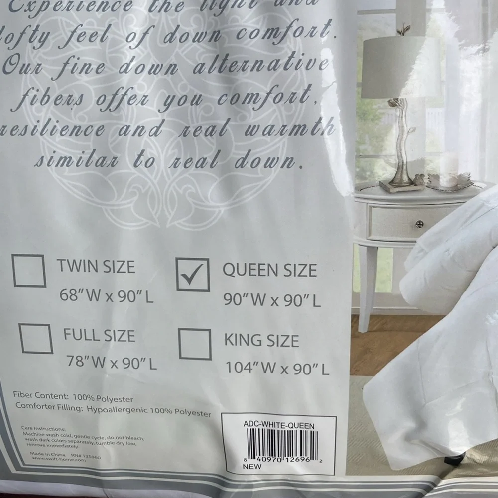 Comforter Swift Home down alternative Queen NEW